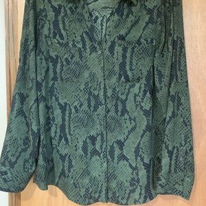 Express Portofino Snakeprint Blouse Size Large Original Fit